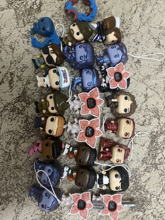 Фигурки осд киндер джой продам