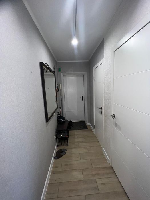 Продам 3 ком кв 56 м2 с ремонтом на Юбилейной