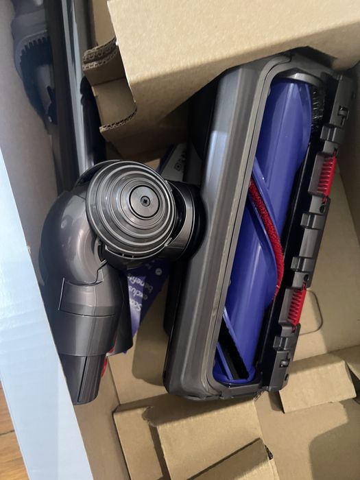 Прахосмукачка Dyson V15 detect absolut