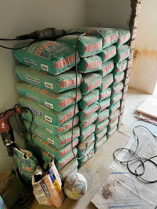 Продам сухой смесь. наливной пол. Керафикс