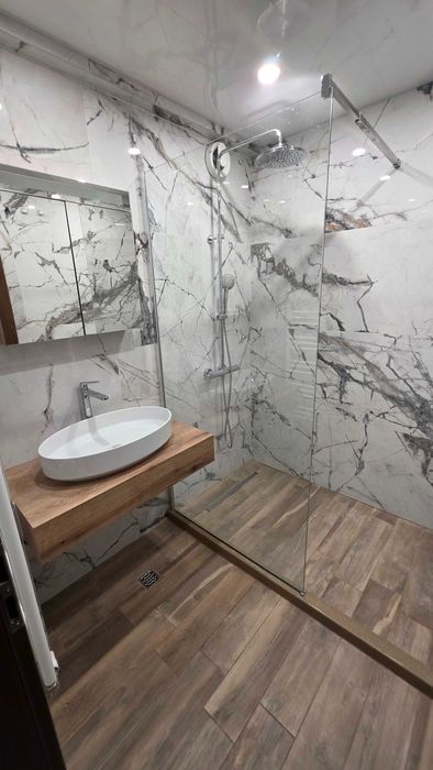 Дава се под наем Тристаен апартамент в Варна, Бриз - 123 кв.м за 1495.83 € - Снимка #13