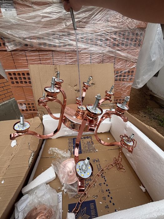 Люстра новая          .