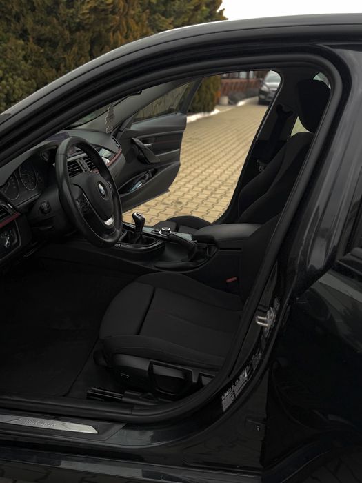 Bmw 320D X-Drive 2013 2.0 Diesel 184cp Sport-Line/Bi-Xenon/Led/Navi/