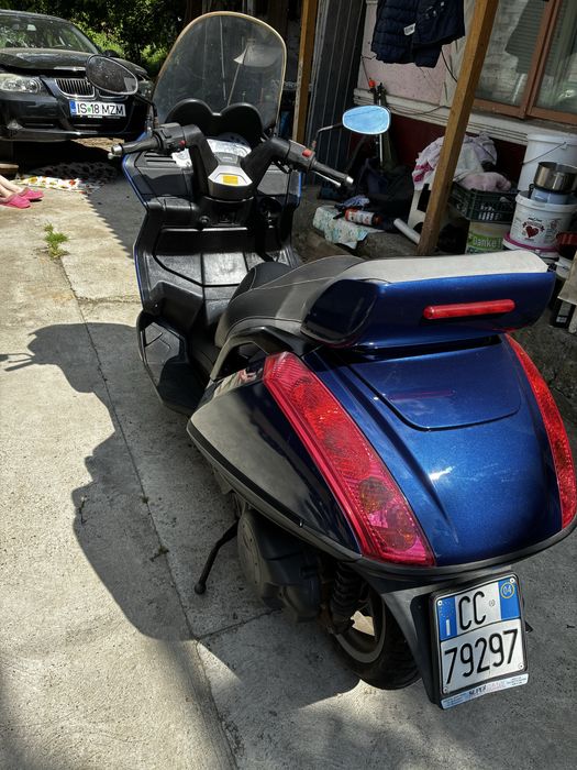 Vand scuter aprilia atlantic 500