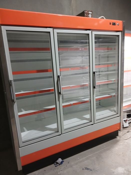 Ветрина халадилник азн