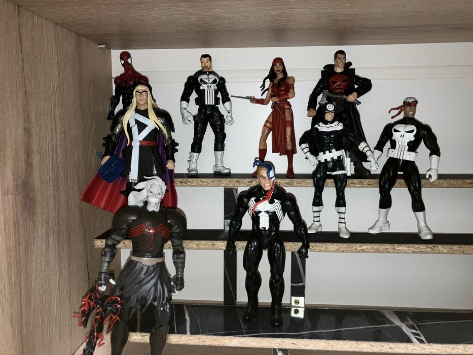 Екшън фигури marvel legends,black series и други
