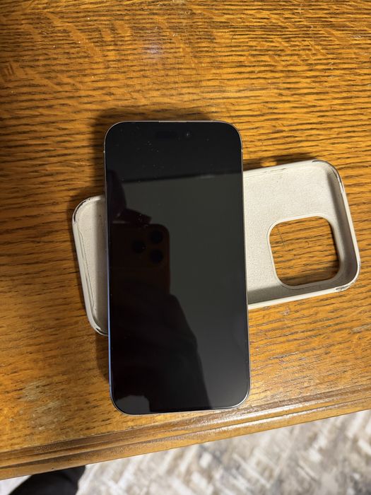 iPhone 15 Pro 128GB Natural Titanium – Отлично състояние