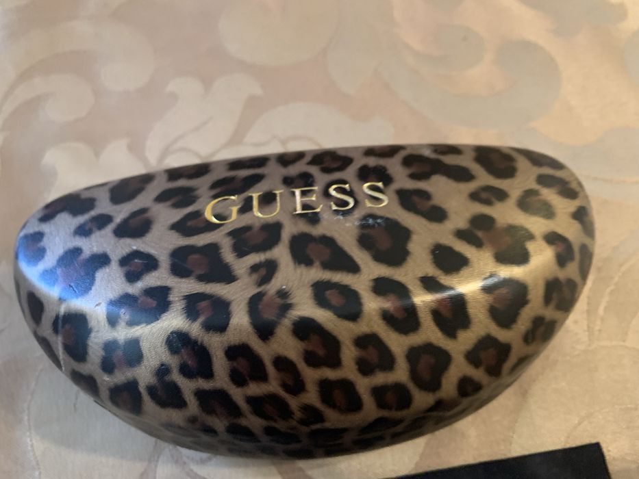 Женски очила GUESS
