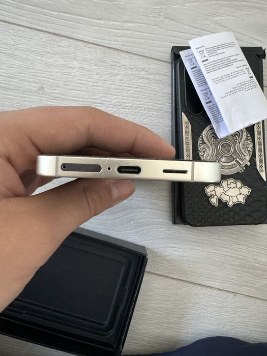 Телефон Samsung S23