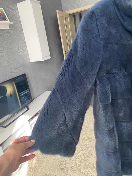 Верхняя женская одежда