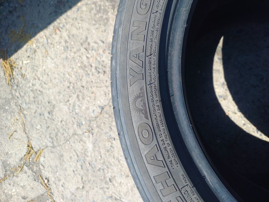 Продам шины 215 50 R17
