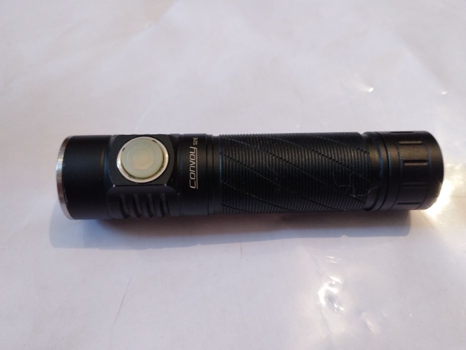 Продам фонарик конвой