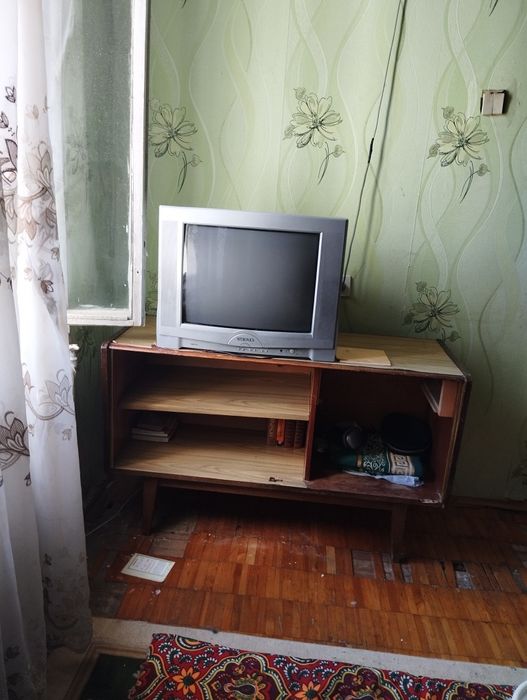 Тумбы под ТВ или для книг