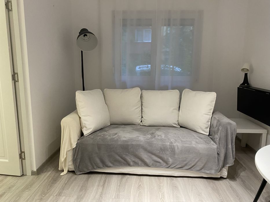 2 Camere Judetean, Nedecomandat, Proprietar