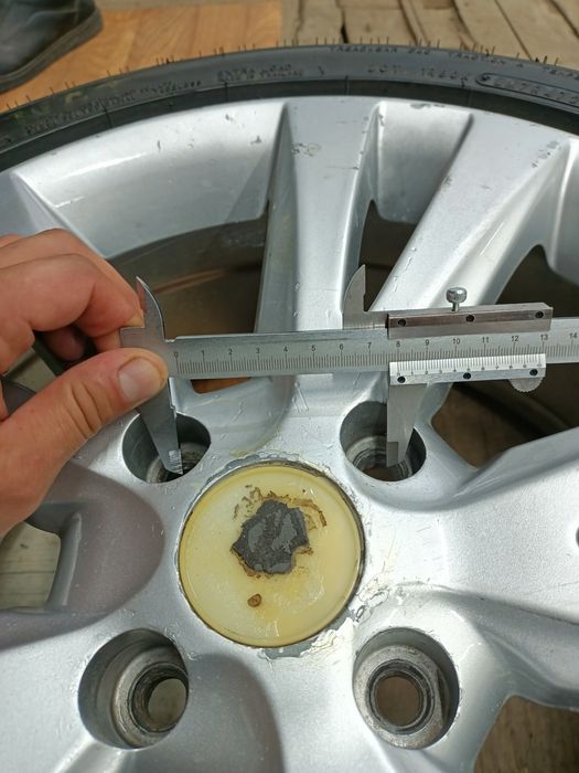 Продам диски с резиной