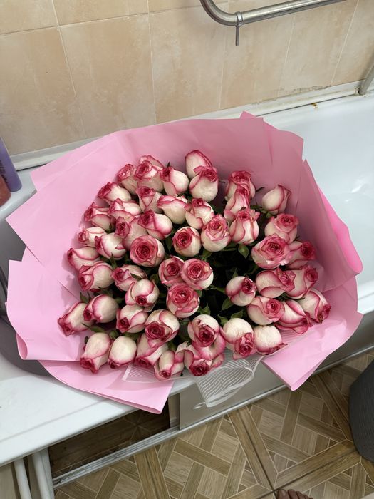 Гүлдер сатылады жақсы бағада