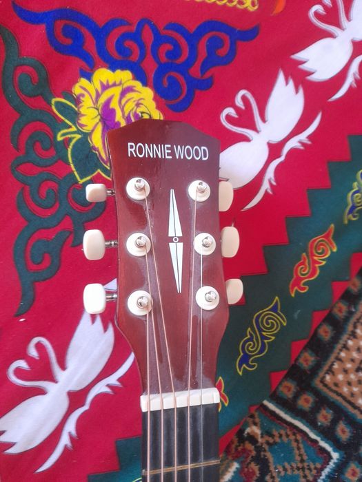 Гитара Ronnie wood
