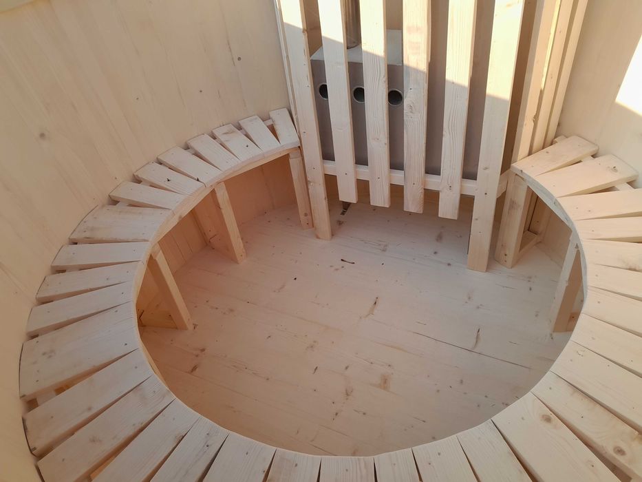 Ciubar din lemn/piscina