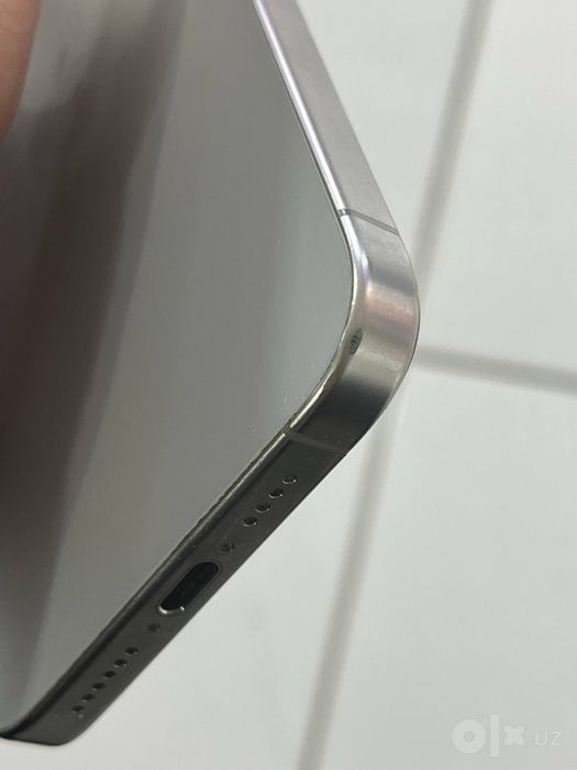 Iphone 15 pro max 85%