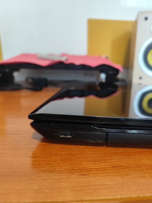 Ноутбук FUJITSU б/у