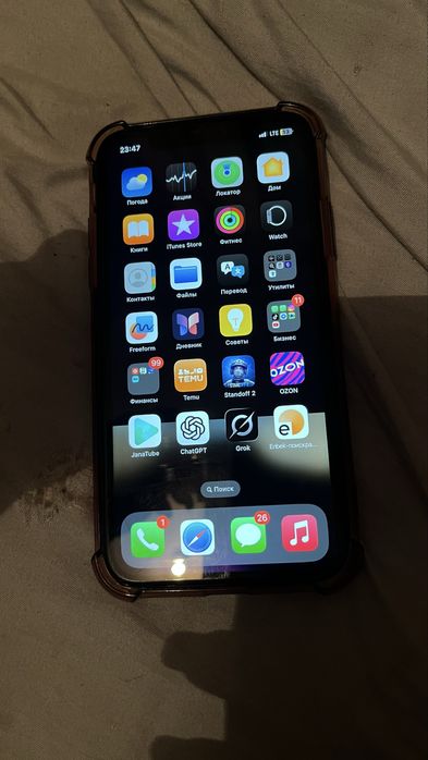 Продам айфон 11
