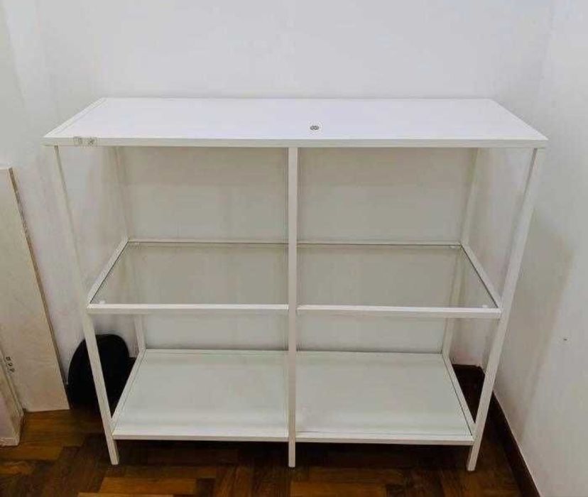 Vand Comoda Alba Ikea