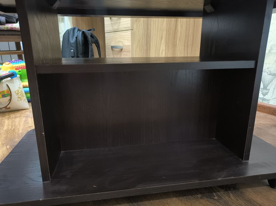 Журнальный столик