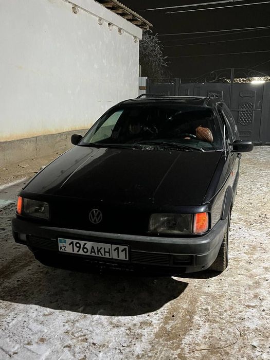 Машина Passat B3