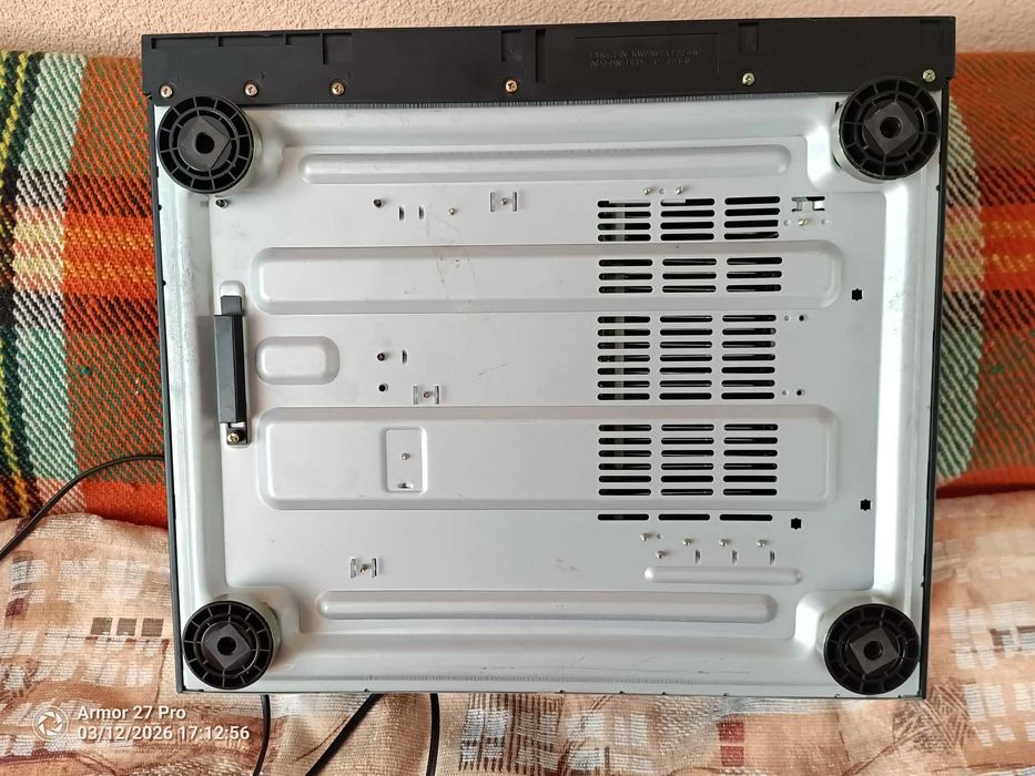 Продавам PIONEER VSX 409 RDS