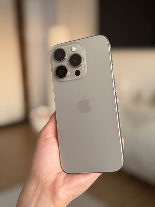 iPhone 15 Pro 128GB Natural Titanium — Impecabil