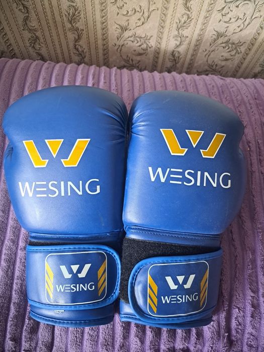 Продам WESING перчатка