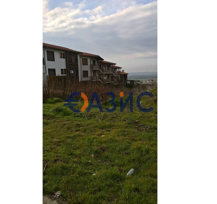 Парцел в регуляция на главен път по пътя за Кошарица, местност Драката