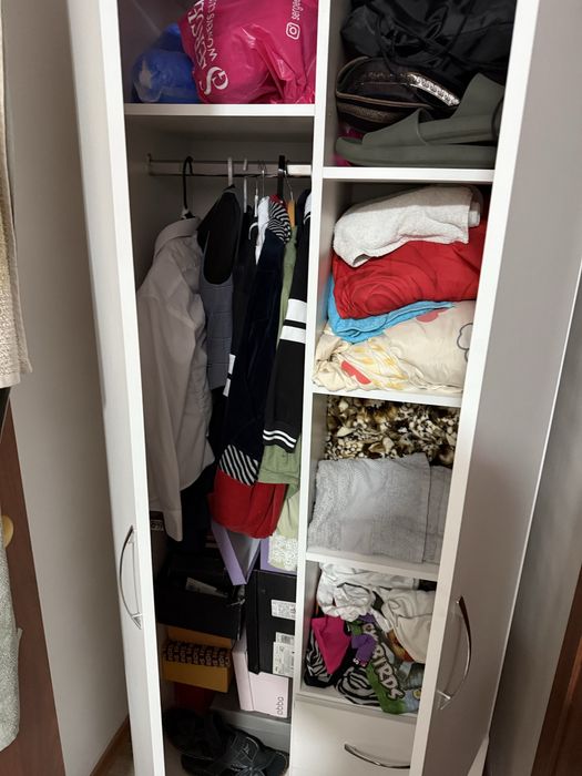 Продается новый шкаф!! Удобный