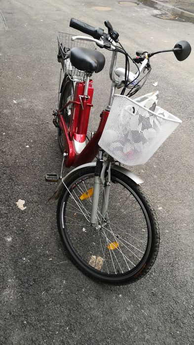 Vând bicicleta electrica