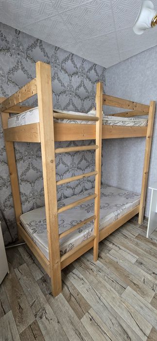 Кровать двухъярусная