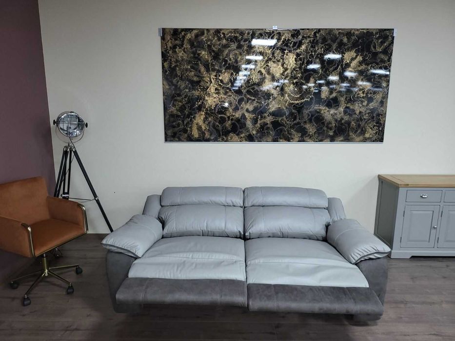 Сив диван тройка от кожа и плат с ръчен релакс механизъм