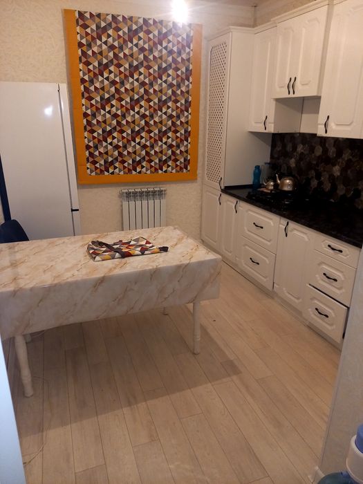 Продам 3 комн кв район сити 1 мкр - Mehr