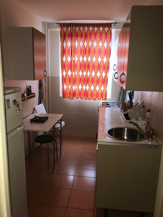 Inchiriez apartament 2 camere Dr Taberei