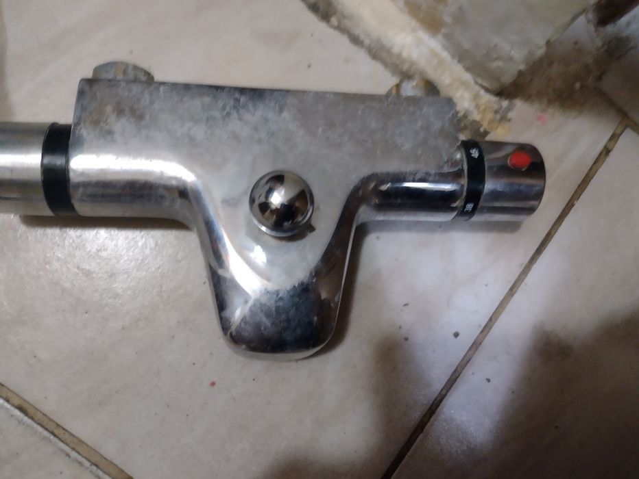 Baterie cu termostat de baie