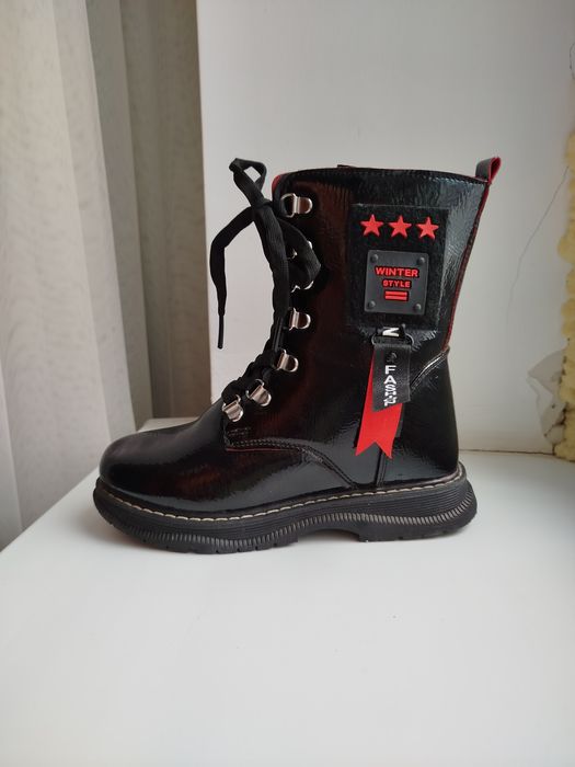 Детские сапоги на девочку