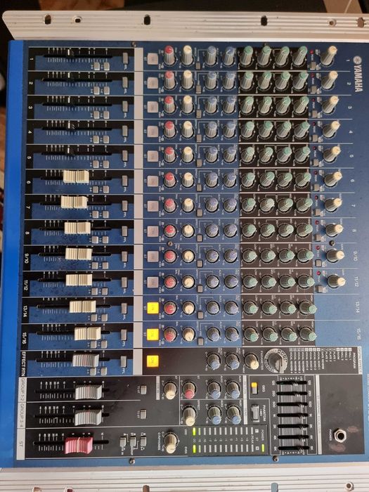 Mixer Studio Yamaha MG16/16FX