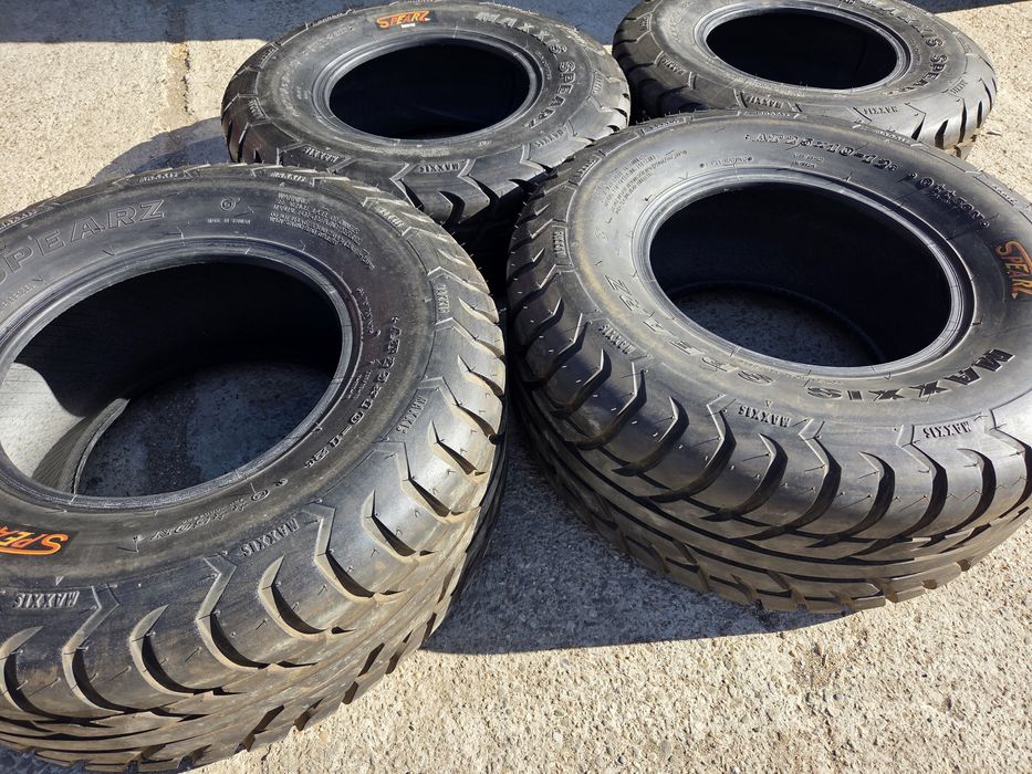 Anvelope atv maxxis spearz 12" stradă  impecabile ca noi