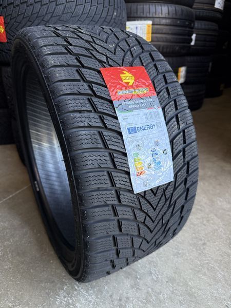 255/35/19 MOMO 4бр