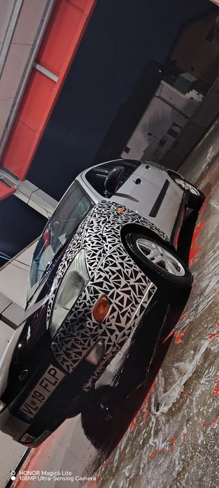 FORD Focus 2000 — imagine 4