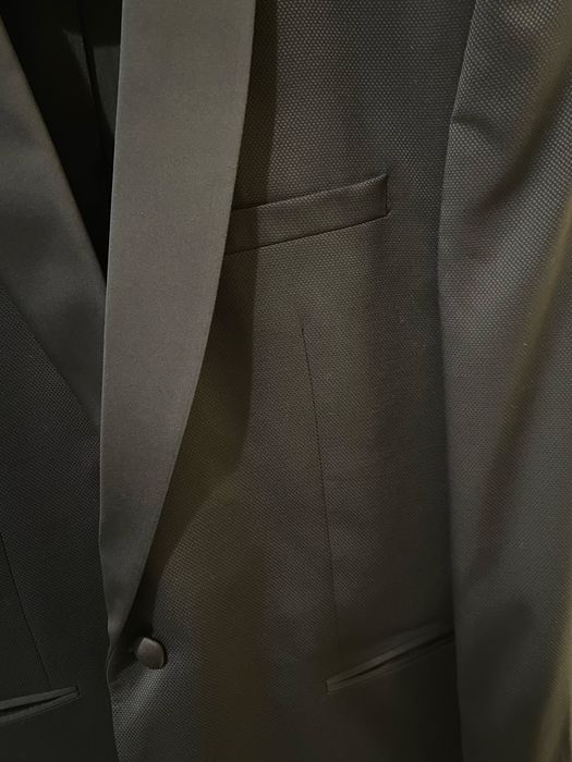 Мъжки костюм TEODOR номер 52 и риза PIERLUCCI M