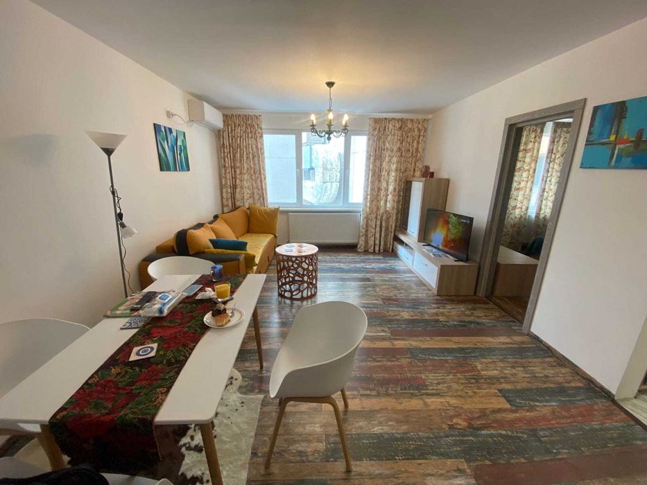 Inchiriez apartament 2 camere ultracentral Str. Stirbei voda nr 2 sc 4