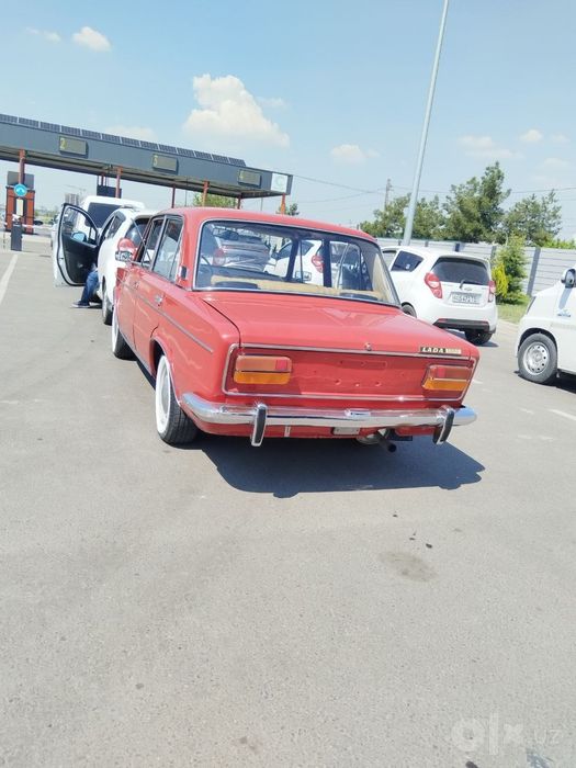 Vaz 2103   Sotiladi