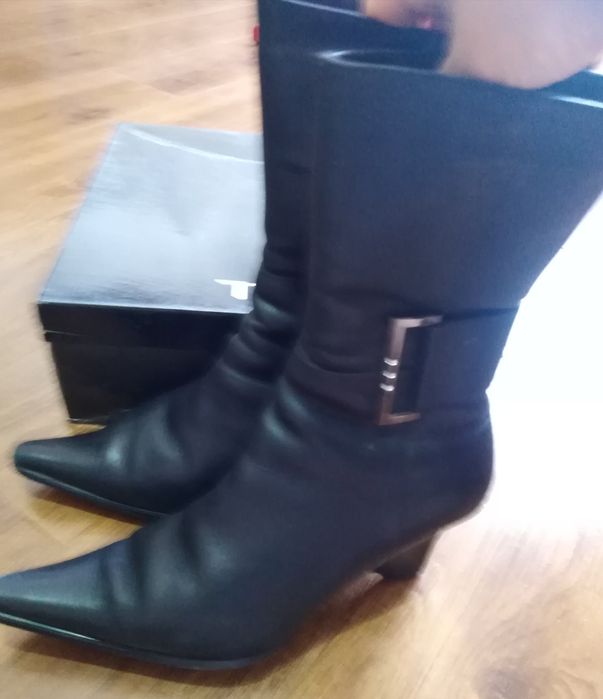 Зимние очень тёплые сапоги. Италия 38 размер