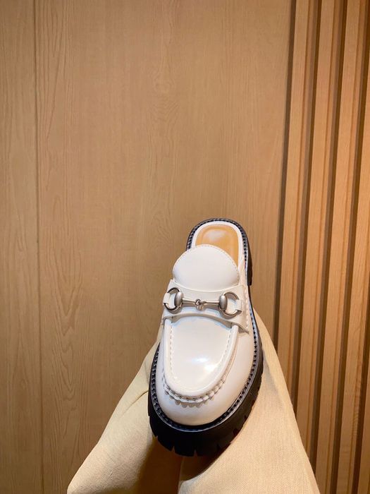 Кожени чехли gucci