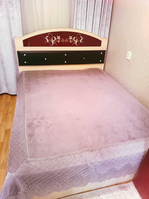 Продам спальный гарнитур